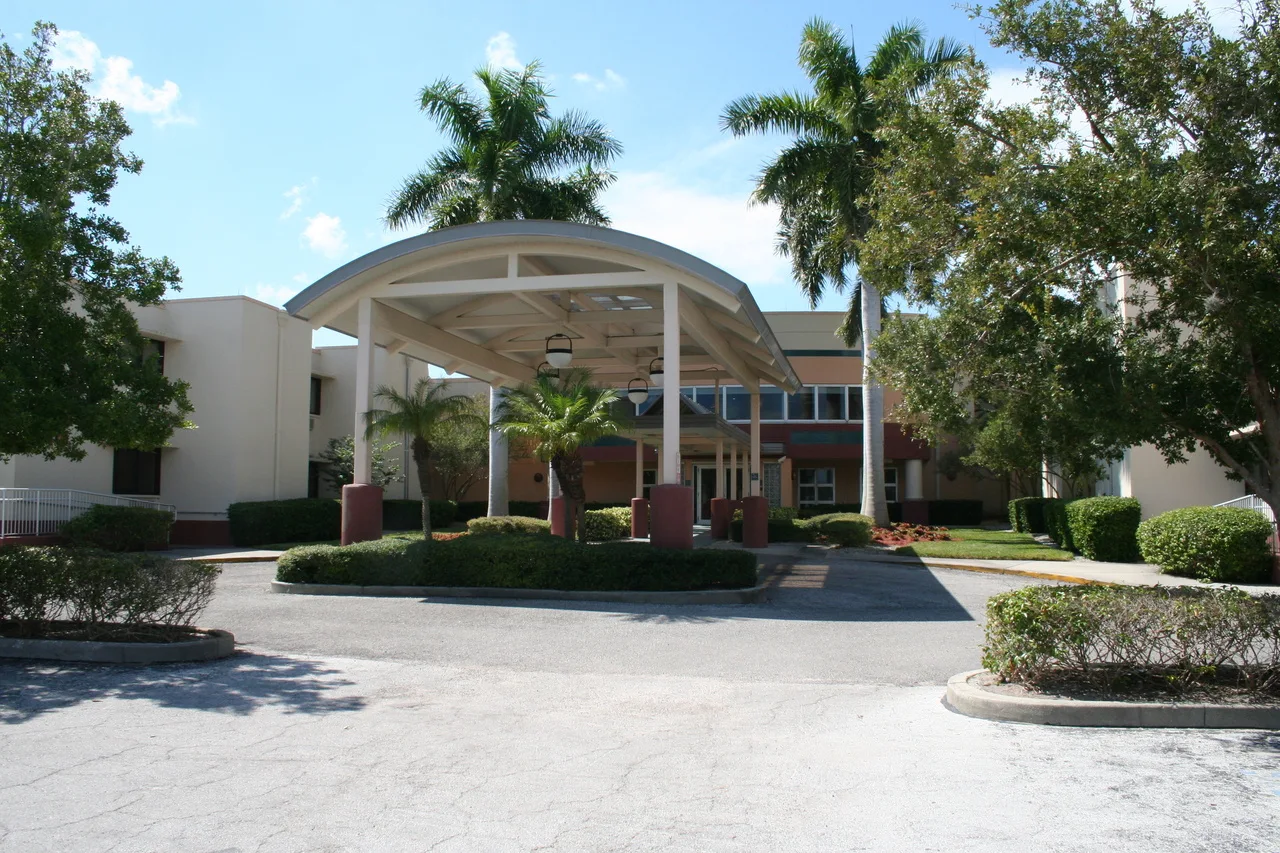 Kindred Hospital Bay Area - St. Petersburg
