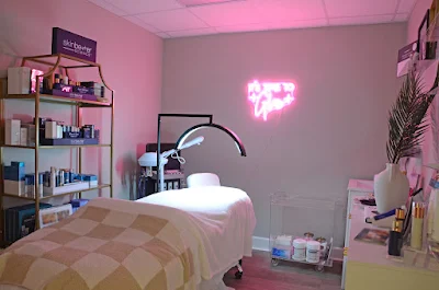 The Luxe Clinic