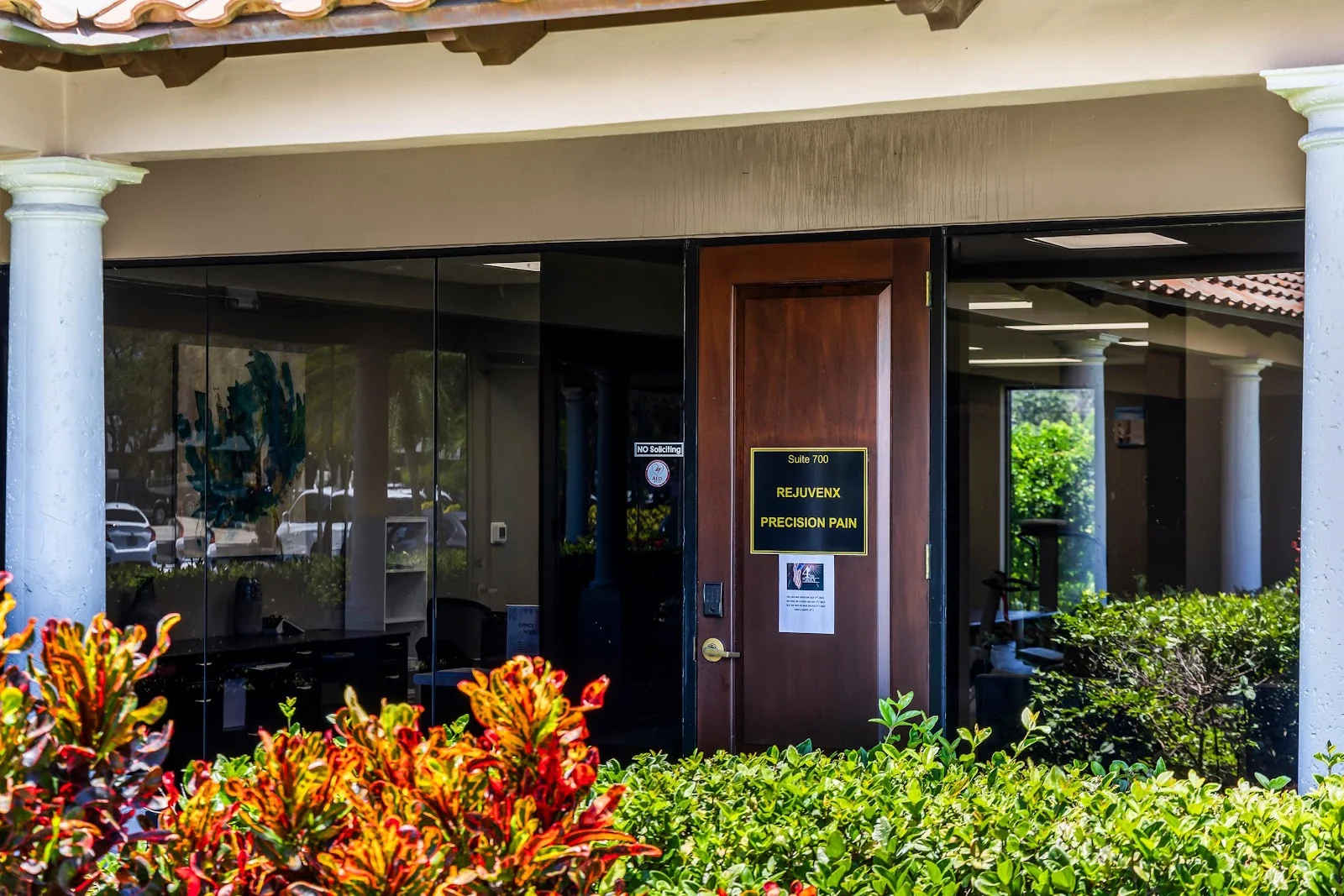 RejuvenX West Palm Beach - Car Accident Injury Clinic